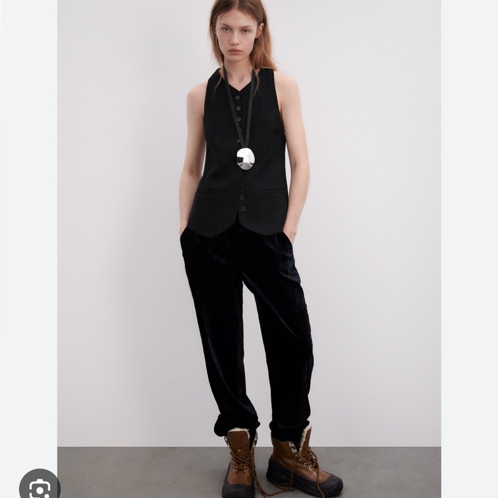 BUTTONED VEST ZW LIMITED EDITION